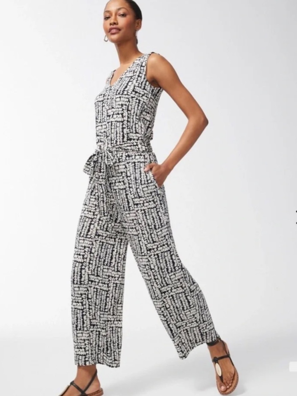 Chico’s Navy and White Patterned Jersey Knit Jumpsuit with Belt